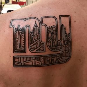 Artista del tatuaje de Nueva York Adam Suerte 1