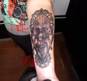 Artista del tatuaje de Nueva York Conan Albert 13