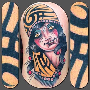 Trbal Gypsy girl tattoo por Francesco Garbuggino @fra_inkroll_tattoo #FrancescoGarbuggino #Neotraditional #Gypsy #Girls #Girl #Lady #tribal