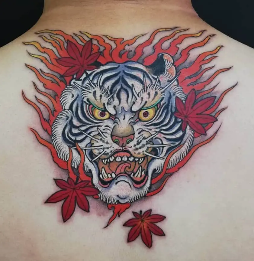 Tatuaje de tigre blanco japonés