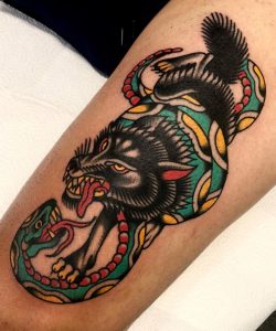 Tatuaje de lobo tradicional