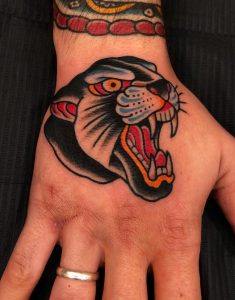 Tatuaje Tradicional De Cabeza De Pantera