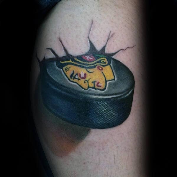 Tatuaje de hockey sobre hielo
