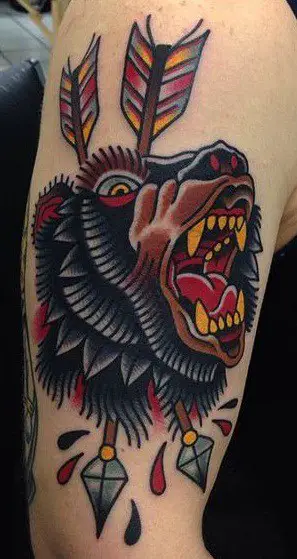 Tatuaje de oso tradicional