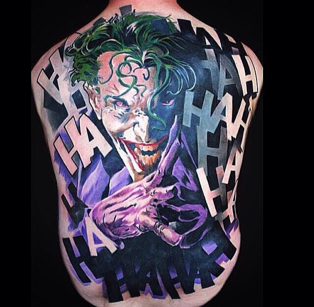 Tatuaje de Joker en la espalda completa por Kamil Mocet #joker #batman #Marvel #dccomics #KamilMocet