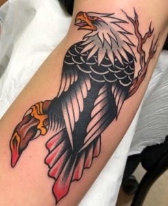 Tatuaje de águila calva tradicional americana