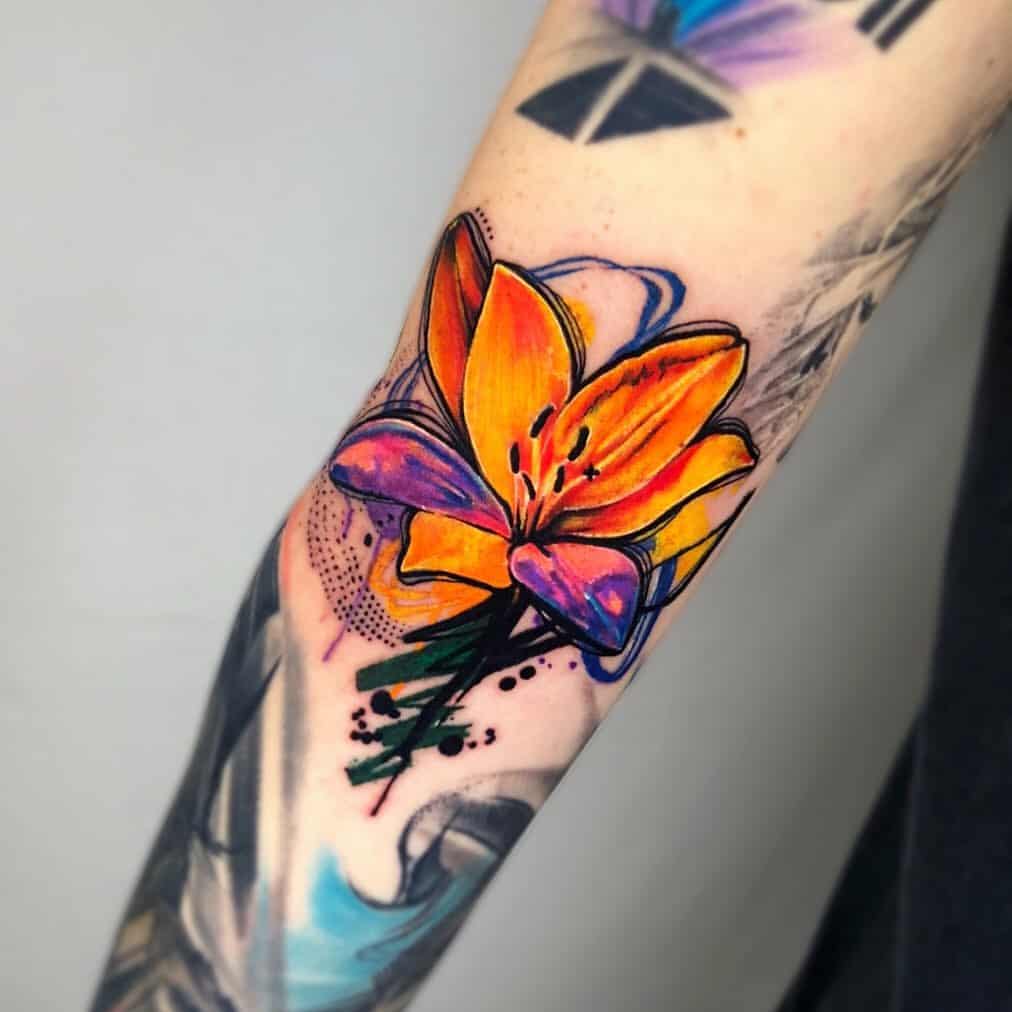 Tatuaje de la flor del lirio 2