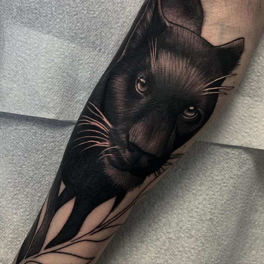 Manga de tatuaje de pantera 3