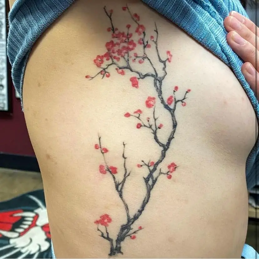 Tatuaje de flor de ciruelo