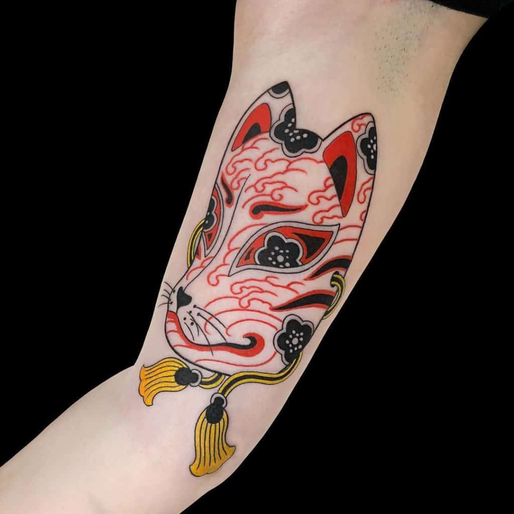 Tatuaje de máscara kitsune