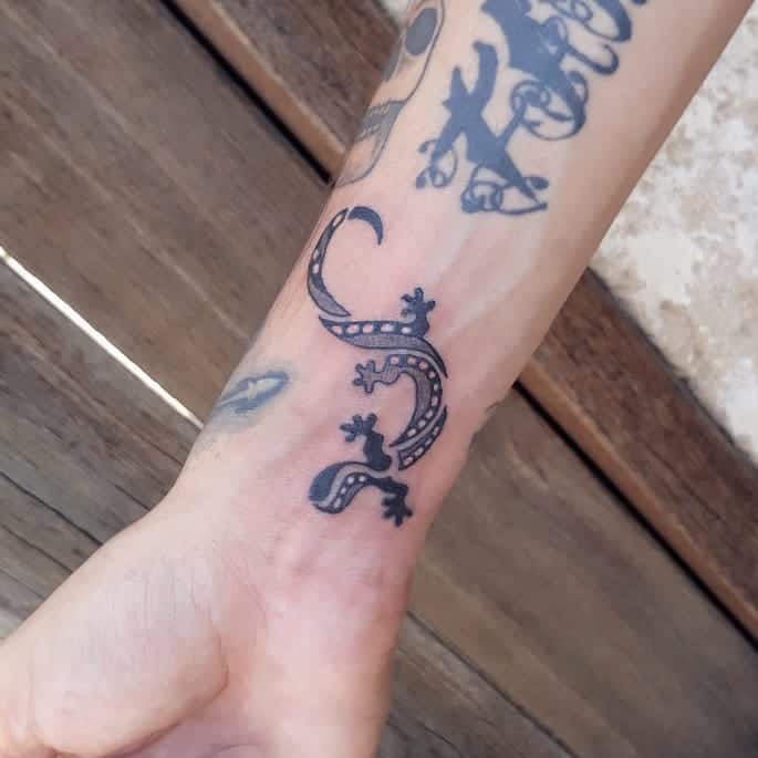 Tatuaje tribal simbólico