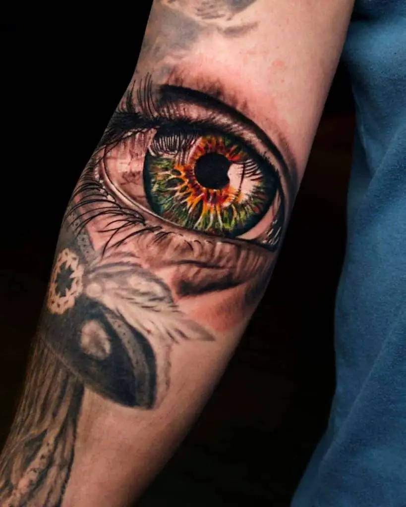 Tatuaje de ojos