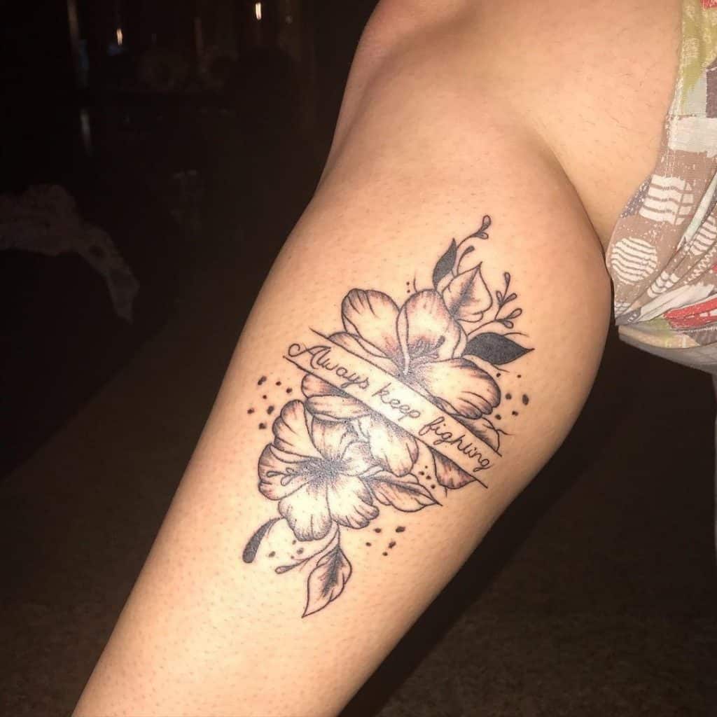 Tatuaje de depresión Diseño de flores pequeñas