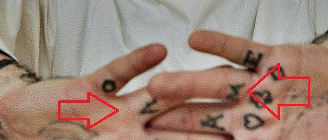 Rick Genest-Letras-Tatuaje