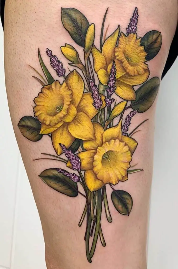 Tatuaje de narciso neotradicional