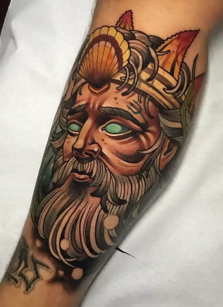 Tatuaje de Poseidón neotradicional