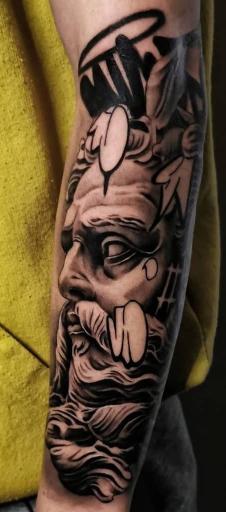 Tatuaje de Poseidón de obra negra