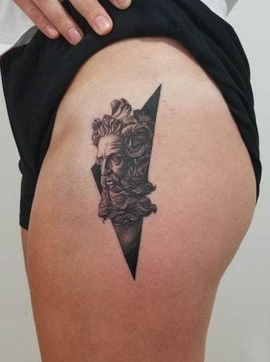 Pequeño tatuaje de Poseidón