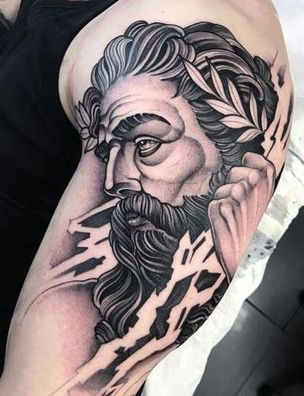 Zeus Tattoo Relámpago