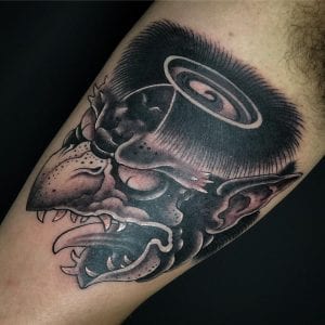 Tatuaje de Kappa negro y gris
