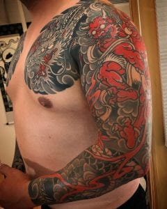 Tatuaje de raijin en el hombro