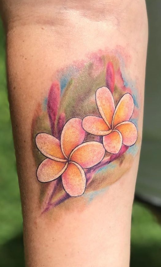 Tatuaje ilustrativo de Plumeria