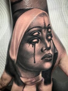 Tatuaje De Monja Malvada