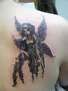 Tatuaje de hada gótica