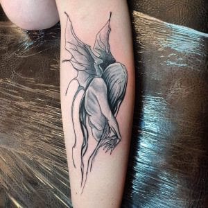 Tatuaje de hada gótica