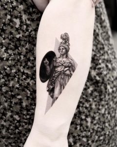 Tatuaje de atenea