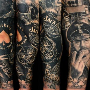 Tatuaje de manga rudo por Dr Ink #DrInk #motorhead #motorhead #lemmy #blackandgrey #snaggletooth #marshall #jackdaniels #aceofspades #skull