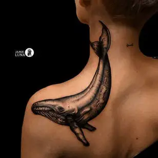 Tatuaje de ballena #JamieLuna #blackwork #whale