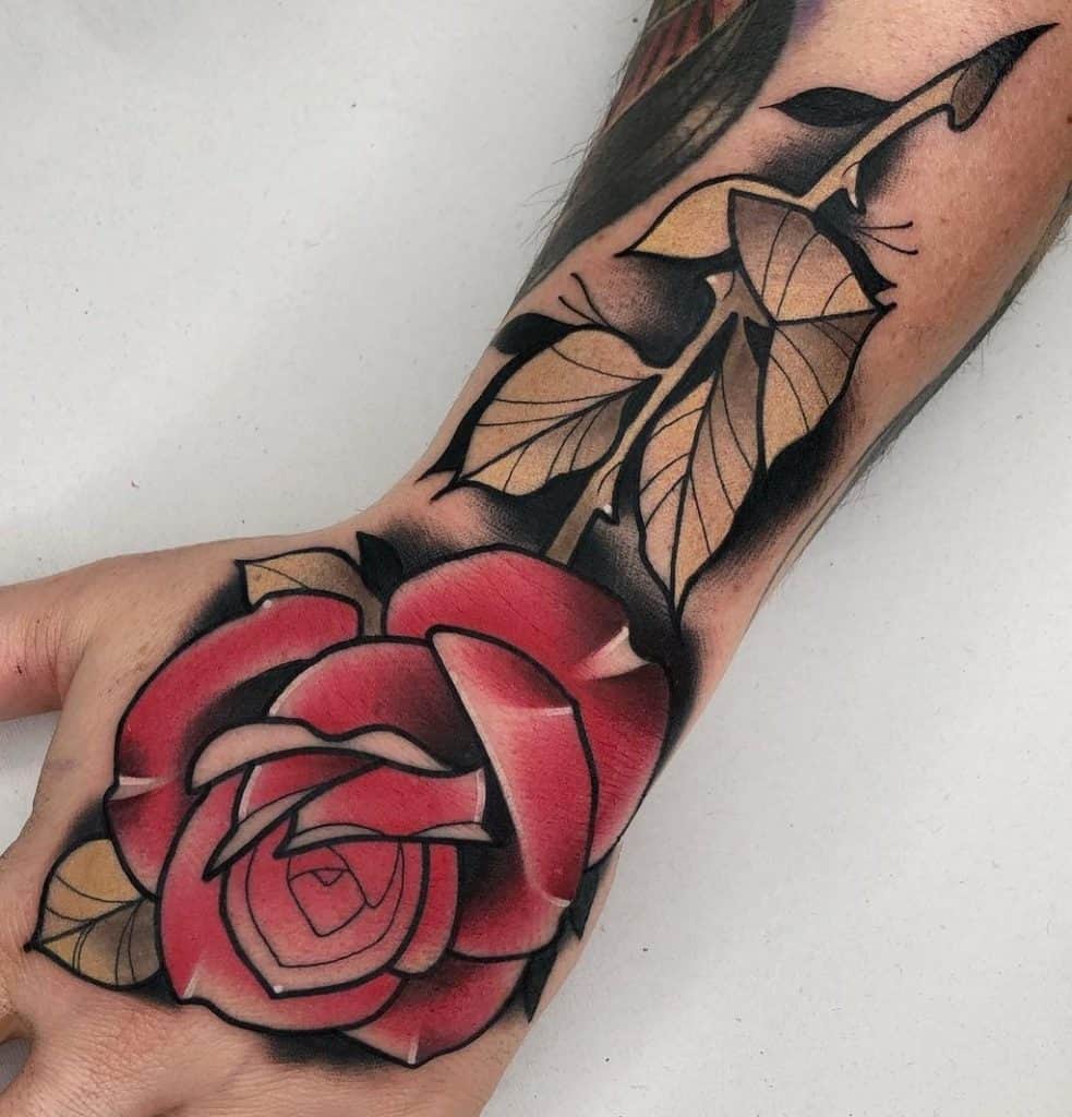 Tatuaje Neotradicional De Rosa