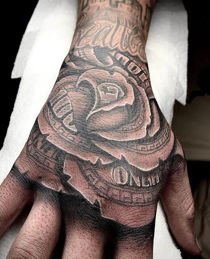 Tatuaje De Rosa De Dinero