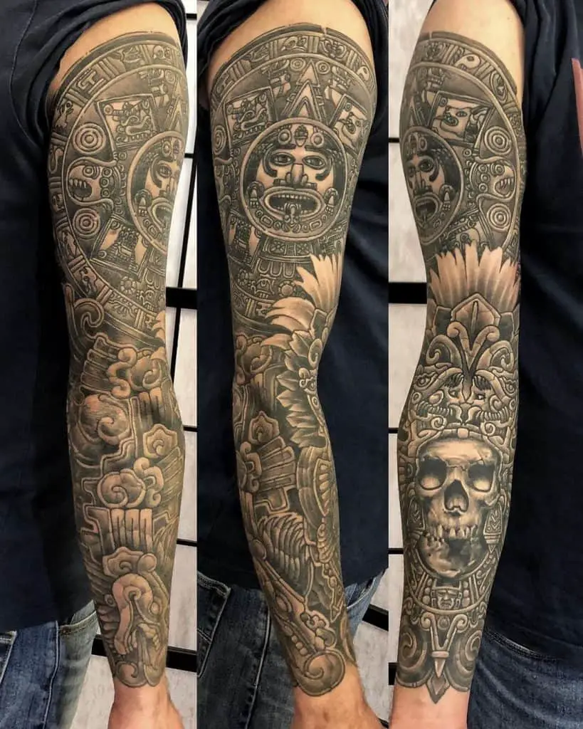 Manga del tatuaje de Quetzalcoatl