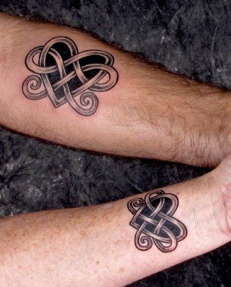 Tatuaje De Nudos De Amor Celta
