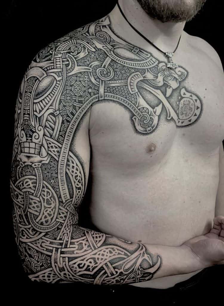 Manga del tatuaje celta