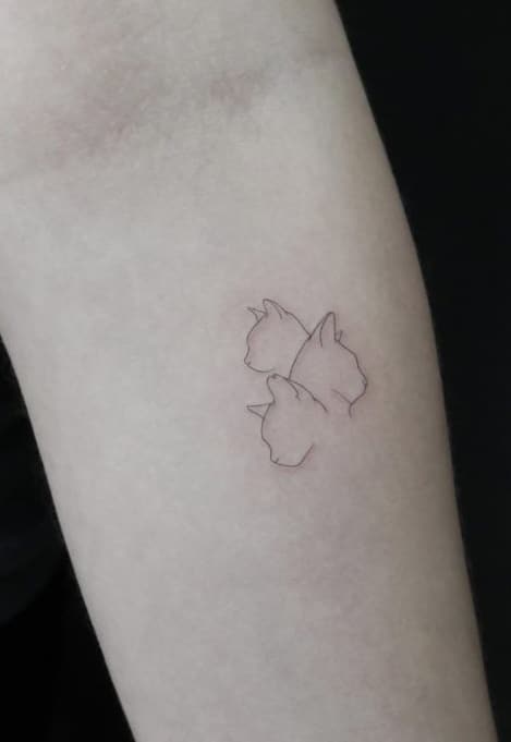 Tatuaje de gato simple