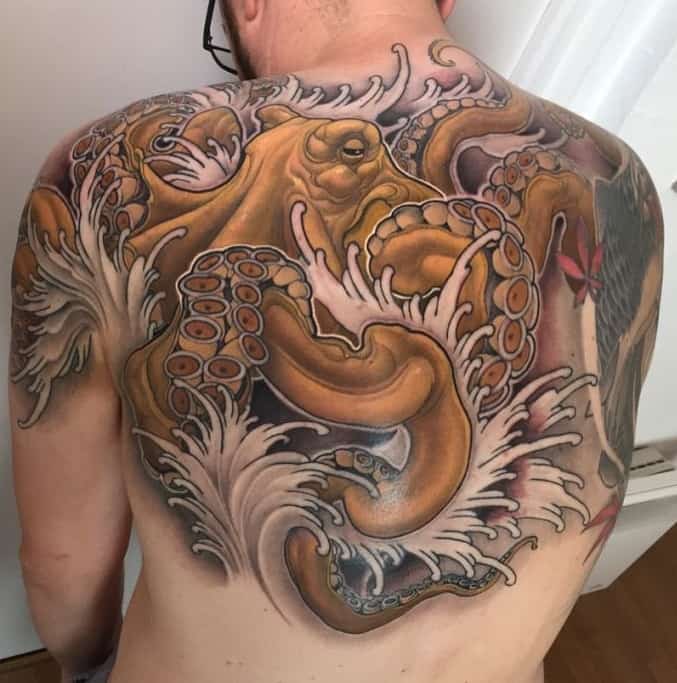 Tatuaje de calamar neojaponés