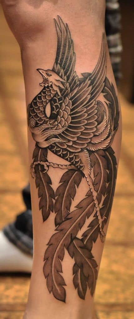 Tatuaje de Fénix japonés negro y gris