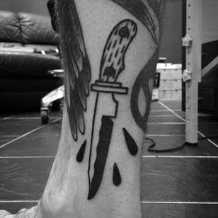 Flat Black Knife Tattoo por Matt Pettis @Matt_Pettis_Tattoo # MattPettis # MattPettisTattoo # Black # Blackwork # Blacktattoo # Black tattoos # London #Knife #Knifetattoo #btattooing #blckwrk