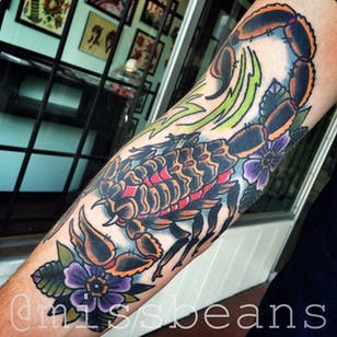 Scorpion Tattoo by Jessie Beans #scorpion #scorpiontattoo #colorfultattoo #traditional #traditionaltattoo #ball tattoos #brigthtattoos #JessieBeans