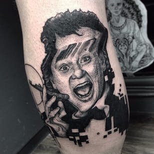 Glitch Billy Murray tatuaje de Max Amos.  #MaxAmos #blackwork #glitch #puntillismo #dotwork #billmurray #actor