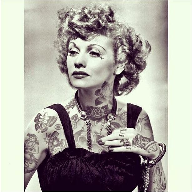 Lucille Ball tatuada retrato de Cheyenne Randall.  #CheyenneRandall #indiangiver #tattooedcelebtity #shopped #photoshop