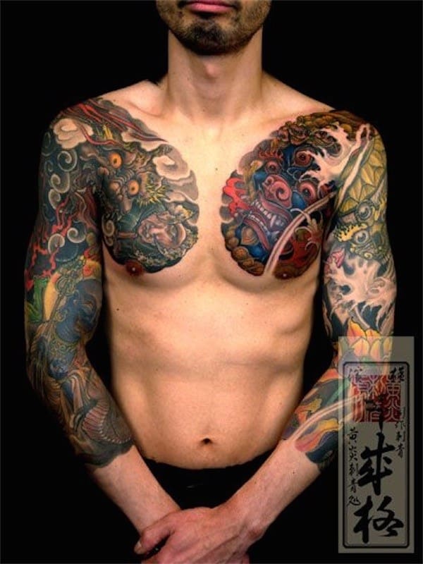 Tatuajes en el pecho para hombres 82