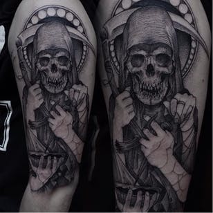 Tatuaje de la Parca por Robert A. Borbas #RobertABorbas #blackwork #blckwrk #macabre #grimreaper #skull #death