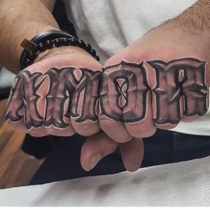 Tatuaje de letras de boogstar en Instagram.  # amor # estilo a mano # nok # letras #escritura # letra # tipo