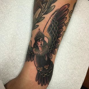 Harpy Tattoo por Leah Eri Westerlund #Harpy #Harpies #HarpyTattoo #MythologyTattoos #GreekTattoos #MythTattoos #Traditional #LeahEriWesterlund
