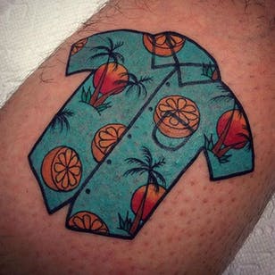 Tatuaje de camiseta Hawaii de Andrew Mongenas.  #AndrewMongenas #partyshirt #hawaiianshirt #dadshirt #shirt #hawaiian #traditional #alohashirt #palm #orange #AndrewMongenas