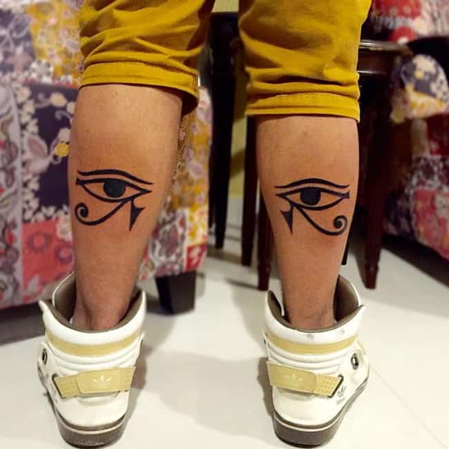 ojo de Ra tatuaje